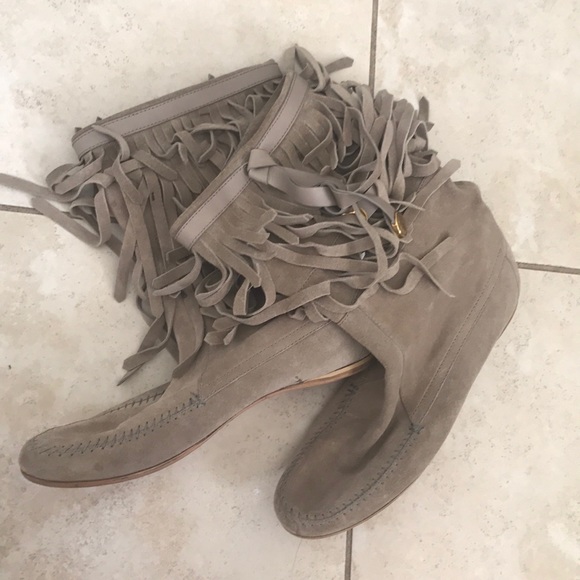 Gucci beige suede boots size 7 - Picture 1 of 3